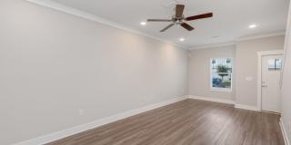 Spacious 3 Bedroom Townhouse with Community Pool! Gallery 10