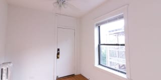 1515 E. 54th Street Gallery 25