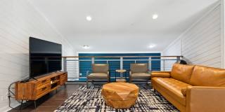 Linkhorn Bay Apartments Gallery 12