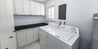 Spacious Ranch Living – 3 Beds, 2 Baths, 2 Car Garage & Large Backyard Gallery 6