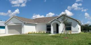 2217 SW Halissee St Gallery 1