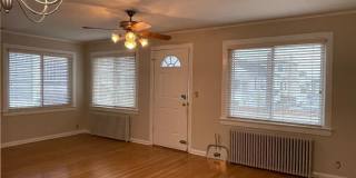 46 Illinois Avenue unit: Duplex Gallery 1