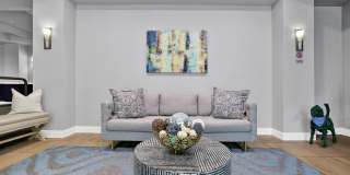 Delano Gallery 13