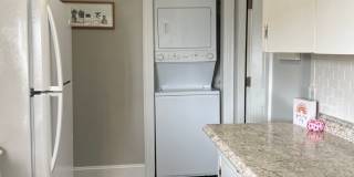 Grid House 2 blocks to ECU for rent on 5th St Gallery 29