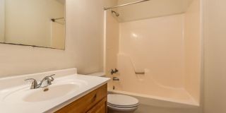 311 N Jefferson - 5Bed/2Bath - Located On-Campus! Gallery 17