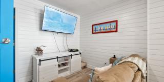 204 Sandstone St Gallery 22