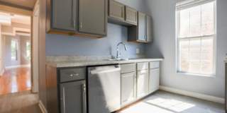 3525 West Dickens Gallery 2