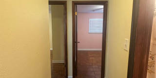 3 bed, 1 bath, 1 car garage Gallery 52
