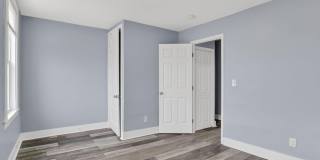 3335 LYNDALE Avenue Gallery 4