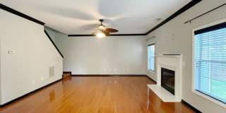 401 Norton Crossing Gallery 7