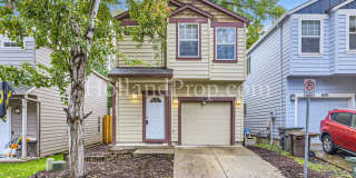 Charming Two-Level Home with Fenced Yard in Hillsboro's Quiet Cul-de-Sac! Gallery 1