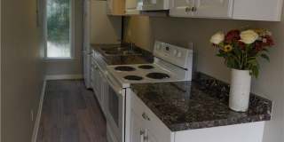 320 12th Street Gallery 16