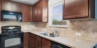 7204 Outfitter Dr, Austin, Texas 78744 Gallery 8