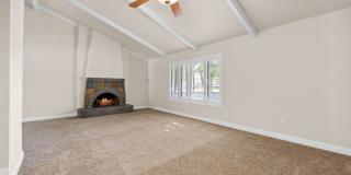 605 N El Rio Drive - Gorgeous Pool Home!! Gallery 17
