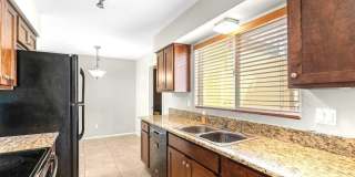1702 E GAYLON Drive Gallery 6