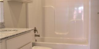 2413 SW Arbor Road Gallery 16