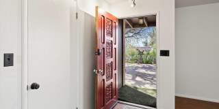 8801 E Buckboard Road 8801 E Buckboard Road Gallery 2