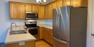 Beautiful 3 Bed, 2.5 Bath Home for Rent – Bright & Spacious in a Great Neighborhood Gallery 11