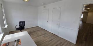 6 Dock Street - 2 Gallery 13