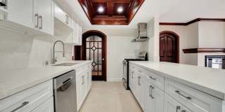 5155 Densmore Ave Gallery 32