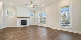 106 Basil Street Gallery 6