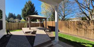 Come see this newly renovated home! Gallery 27