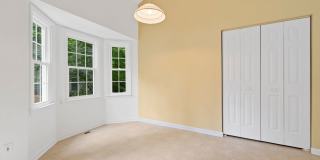 Durham Retreat with Vaulted Ceilings, Private Deck & Wooded Views Gallery 5