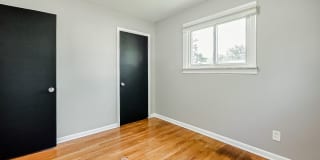 Charming 3-Bedroom Ranch in the Heart of Garden City Gallery 19