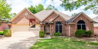 Stunning 4 Bedroom 3 Bath Home in Southeast Tyler! Gallery 1