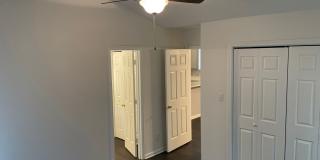 Room in 3 Bedroom Home at Tennyson Dr Gallery 7