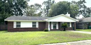 2819 Lawnwood Drive Gallery 1
