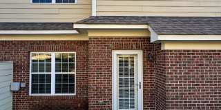 Lovely 3 Bed 2.5 Bath Home with Community Amenities Gallery 24