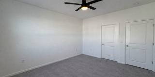 Bright & Stylish Condo in Spence Crossing with Open Layout Gallery 12