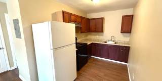 *MOVE IN SPECIAL* 2 Bedroom / 1 Bath Unit Near Lackland AFB! Gallery 5