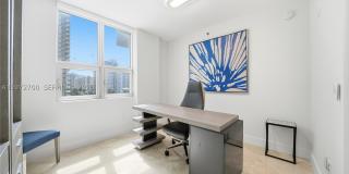 5801 Collins Ave Gallery 26