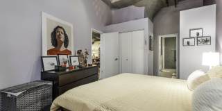 758 N Larrabee Street Gallery 13