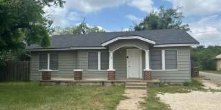 Cute 3 bedroom, 1 bath home on a nice size lot COMING SOON! Gallery 1