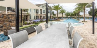Verso Luxury Apartments Gallery 32