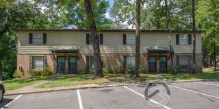 10 Indianwood Dr Gallery 1
