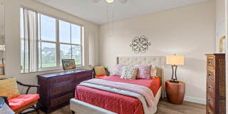 2080 Greenview Shores Boulevard Gallery 5