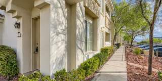 Spacious 2-Bedroom Condo for Rent in Summerlin! *** MOVE IN SPECIAL! HALF OFF FIRST MONTH'S RENT!! *** Gallery 1