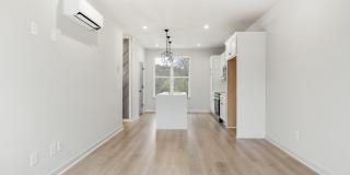 Stunning End Unit 2 bedroom 2 bath East Nashville Townhome with garage Gallery 10