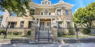 4560 S Michigan Avenue Gallery 1
