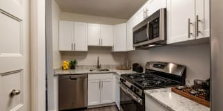 RiverHouse Gallery 46