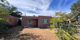 Ridgecrest 2 Bed with a great yard! Gallery 1