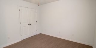 Spacious 4 BDR Duplex Gallery 26
