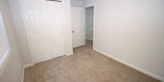 Brand new 3bdr 3bath duplex walking distance to Downtown Colorado Springs Gallery 22