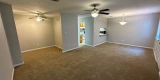 WALK TO FSU Stadium! 2/2.5 w/ Walk-In Closets, Lake View, W/D, & 2 Car Garage! $1475/month Available August 1st! Gallery 3