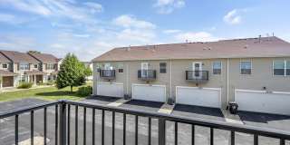 Randall Highlands Apartment Homes Gallery 16