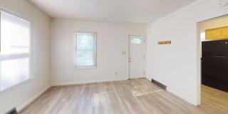 710 East Avenue F Gallery 16